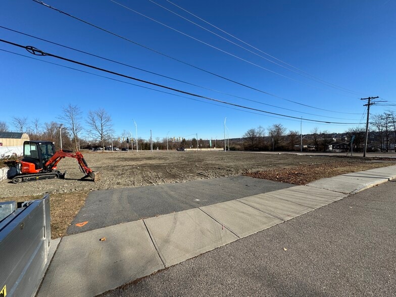 More Photos Of 266 Slades Ferry Ave, Somerset Land For Sale