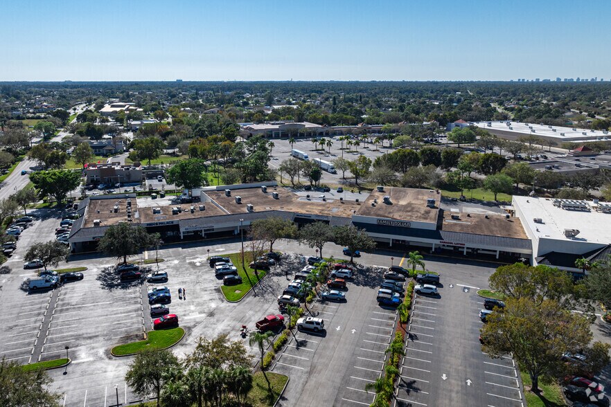More Photos Of 4851-5038 Golden Gate Pky, Naples General Retail For Lease