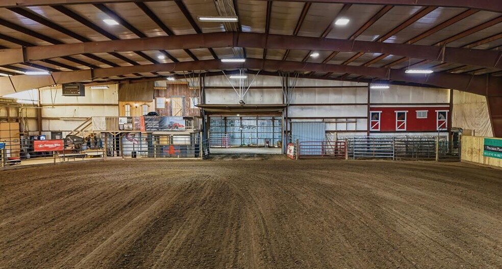 More Photos Of 24855 IL Route 122, Delavan Specialty For Sale