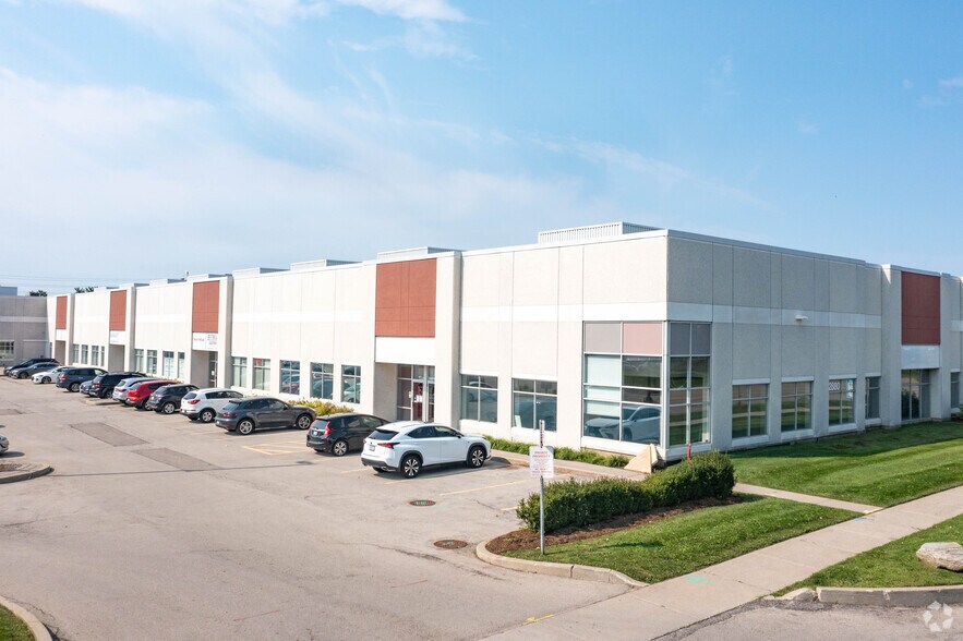 More Photos Of 2880 Argentia Rd, Mississauga Industrial For Sale
