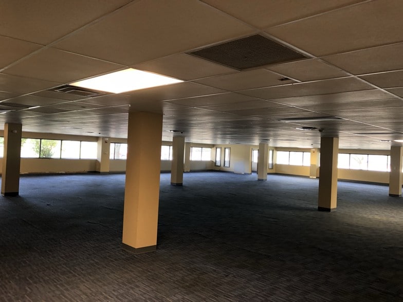 More Photos Of 5626 Frantz Rd, Dublin Loft Creative Space For Lease