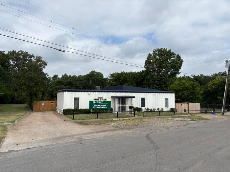Primary Photo Of 2211 Lamont Ave, Dallas Land For Sale