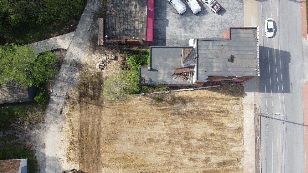 More Photos Of 2622 Woodson Rd, Overland Office Residential For Sale