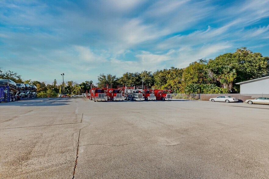 More Photos Of 831 Maguire Rd, Ocoee Industrial For Lease