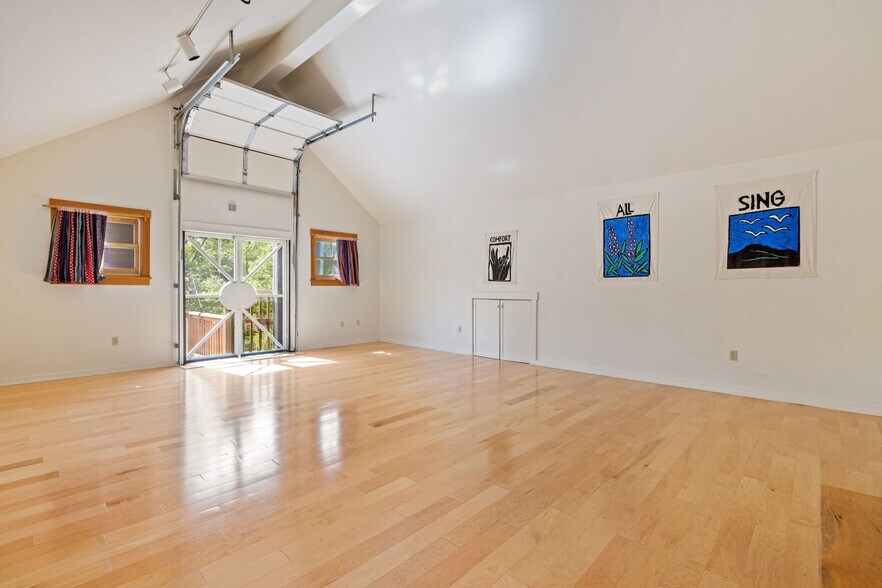 More Photos Of 218 Streeter Woods Rd, Dorchester Lodge Meeting Hall For Sale