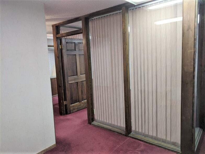 More Photos Of 1025 W Fillmore St, Colorado Springs Office For Lease