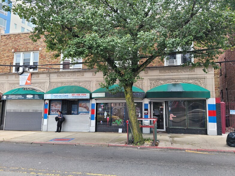 More Photos Of 126 Baldwin Ave, Jersey City Storefront Retail Residential For Lease