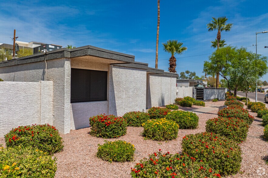 More Photos Of 7320 E Belleview St, Scottsdale Apartments For Sale