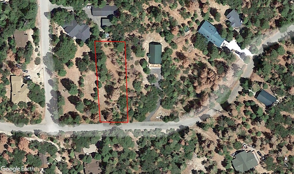 Primary Photo Of 1460 Pinecone ct, Wofford Heights Land For Sale