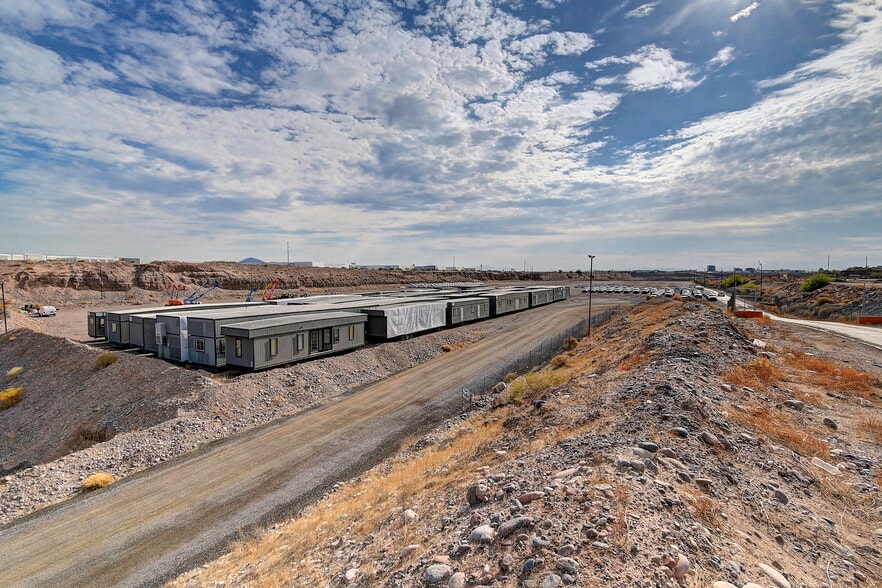 More Photos Of 2005 E Elwood St, Phoenix Land For Lease