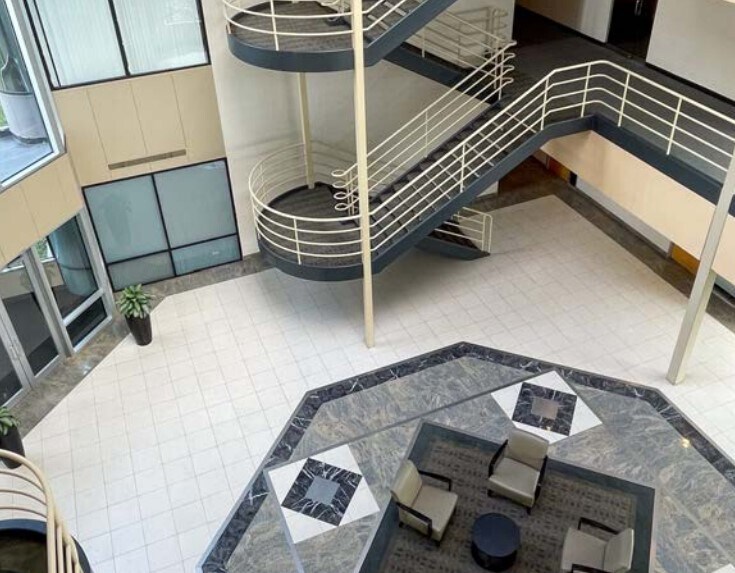 More Photos Of 5420 W Southern Ave, Indianapolis Office For Sale