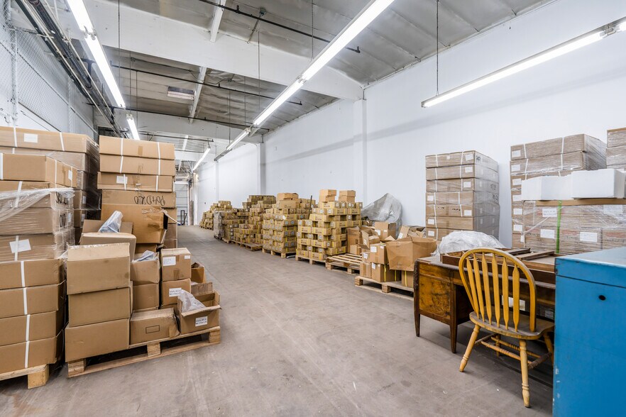 More Photos Of 19603 Figueroa St, Carson Warehouse For Lease