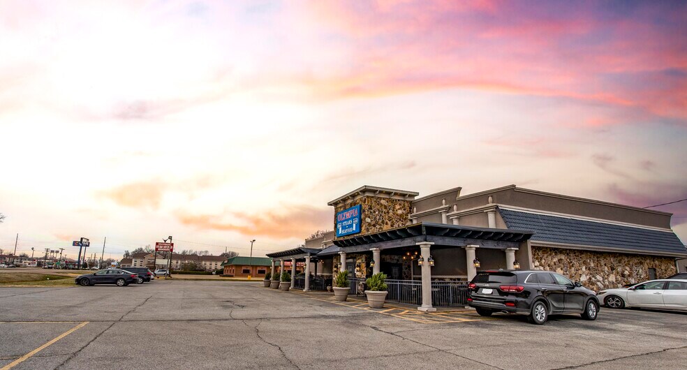 More Photos Of 1700 E. Main St., Blytheville Restaurant For Sale