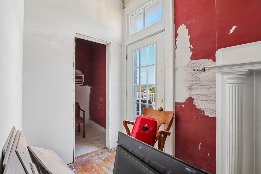 More Photos Of 421 Howard St, San Antonio Hospitality For Sale