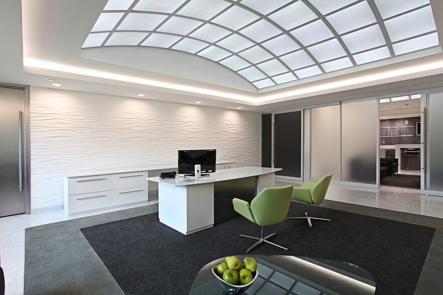 More Photos Of 45525 Grand River Ave, Novi Office For Lease