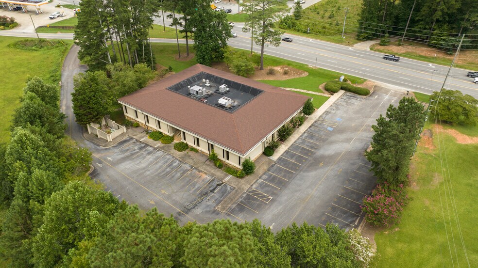 More Photos Of 1330 N Park St, Carrollton Medical For Lease