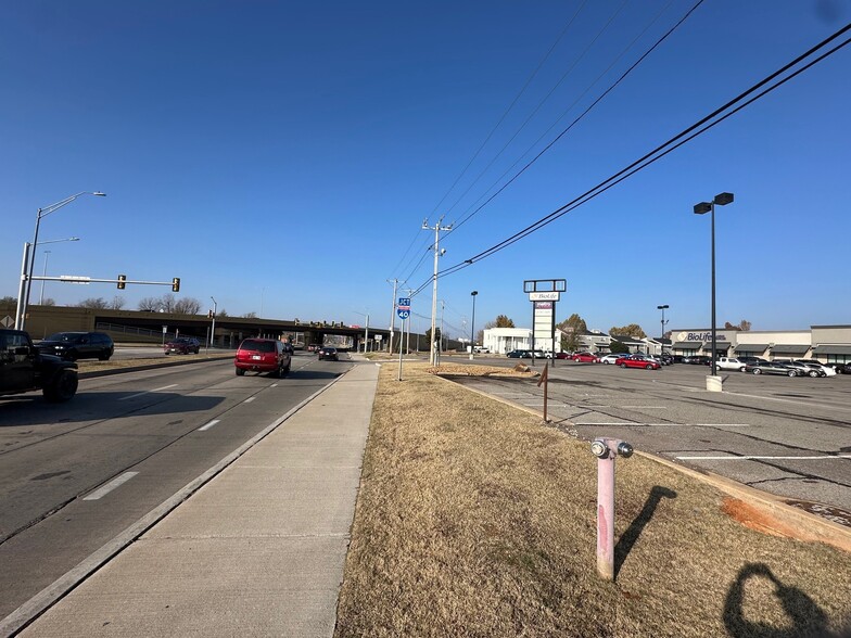 More Photos Of 4645 Tinker Diagonal St, Oklahoma City Loft Creative Space For Sale