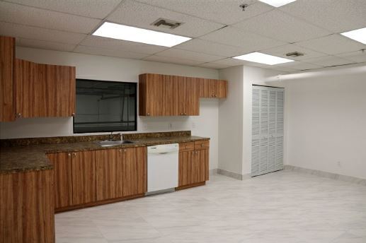 More Photos Of 2281 NW 95th Ave, Doral Warehouse For Lease