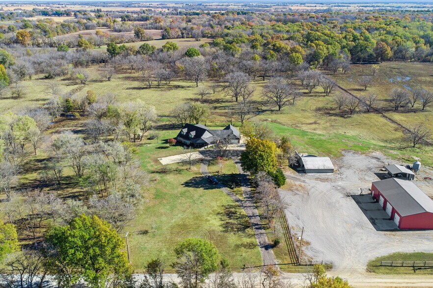 More Photos Of 4748 N 4318, Pryor Flex For Sale