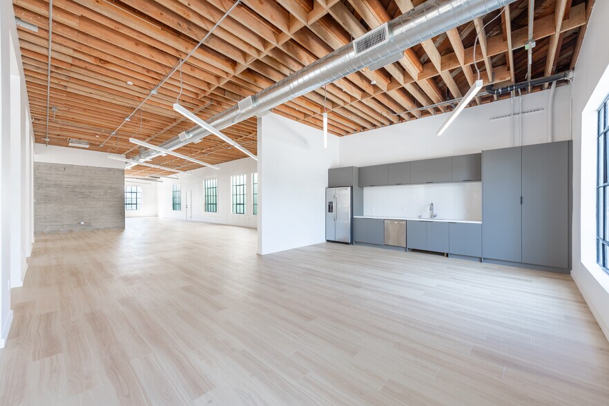 More Photos Of 5556 W Washington Blvd, Los Angeles Loft Creative Space For Lease
