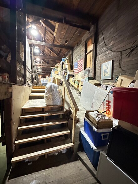 More Photos Of 9 N Main St, Bangor Light Distribution For Sale