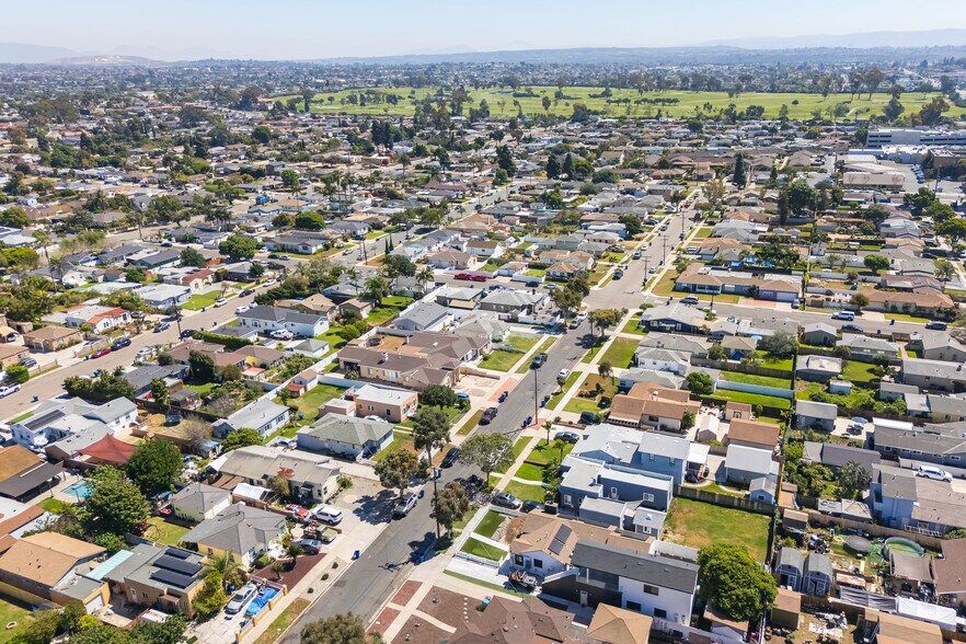 More Photos Of 721 Del Mar Ave, Chula Vista Multifamily For Sale