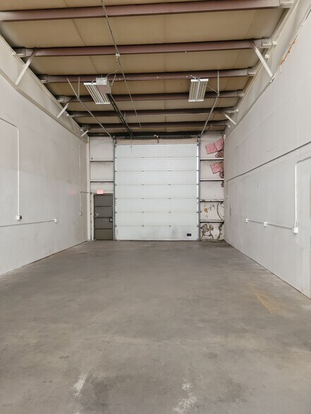 More Photos Of 310 S 25th St, Colorado Springs Light Distribution For Lease