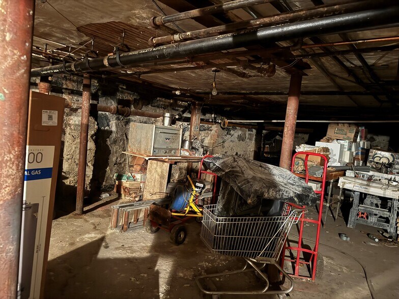 More Photos Of 3824 Dyre Ave, Bronx Storefront Retail Residential For Sale