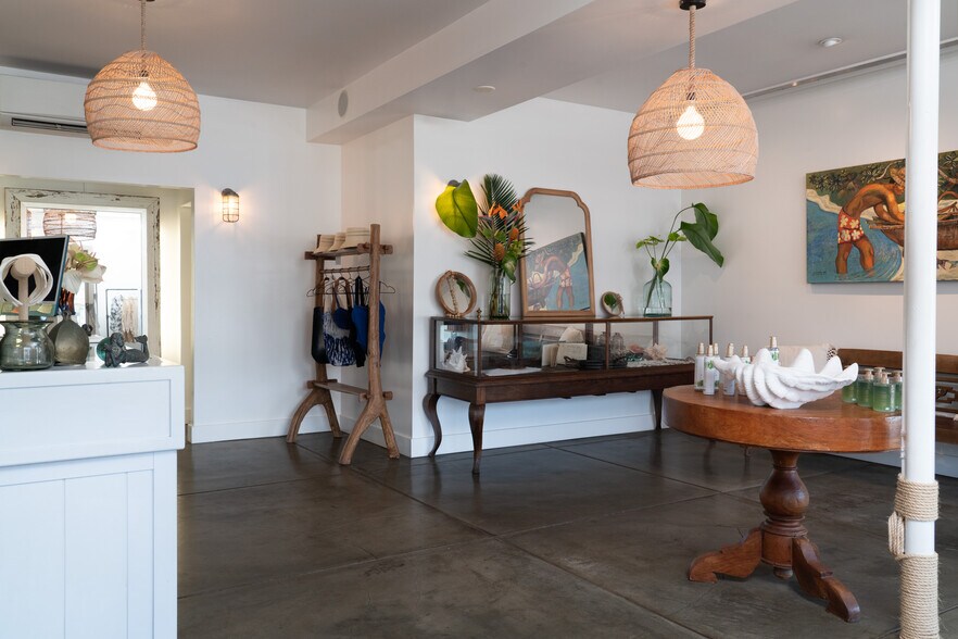 More Photos Of 93 Hana Hwy, Paia Hotel For Sale