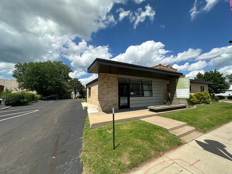Primary Photo Of 519 E Walnut St, Springfield Office Residential For Sale