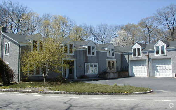 Primary Photo Of 178 Main Rd, Montville Flex For Lease