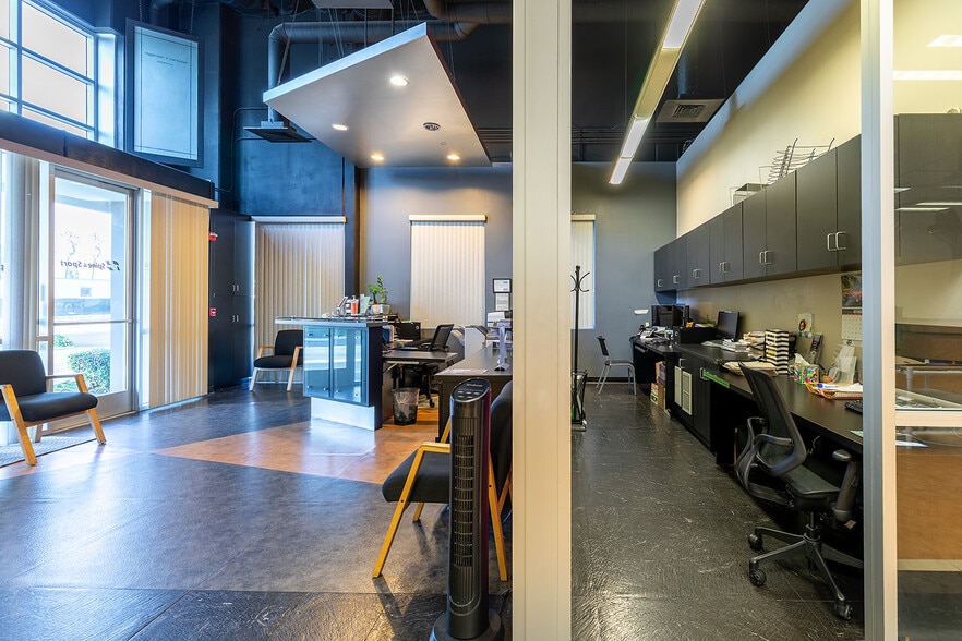 More Photos Of 1455 W Park Ave, Redlands Showroom For Sale
