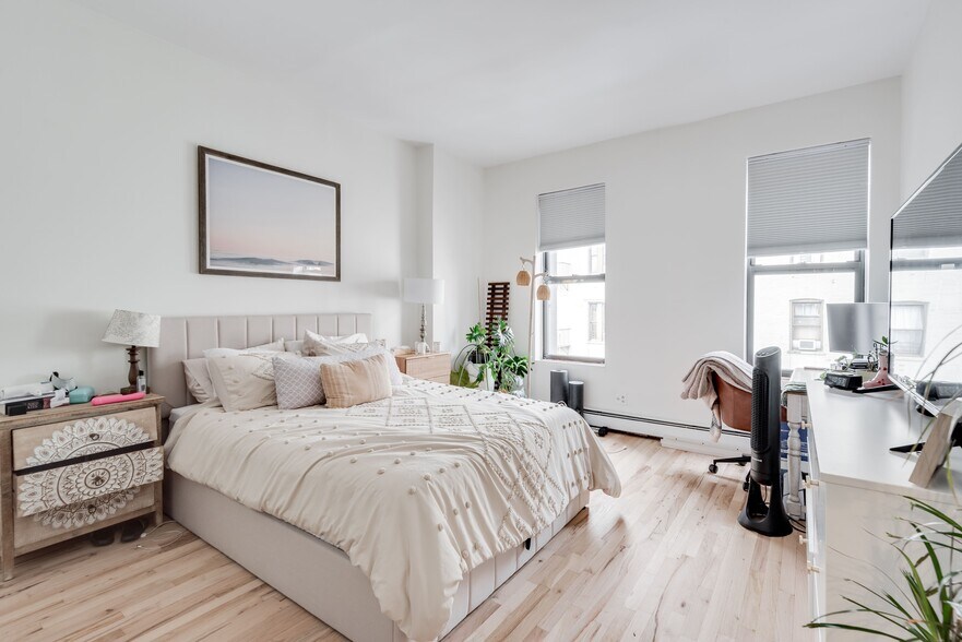 More Photos Of 626 Vanderbilt Ave, Brooklyn Apartments For Sale