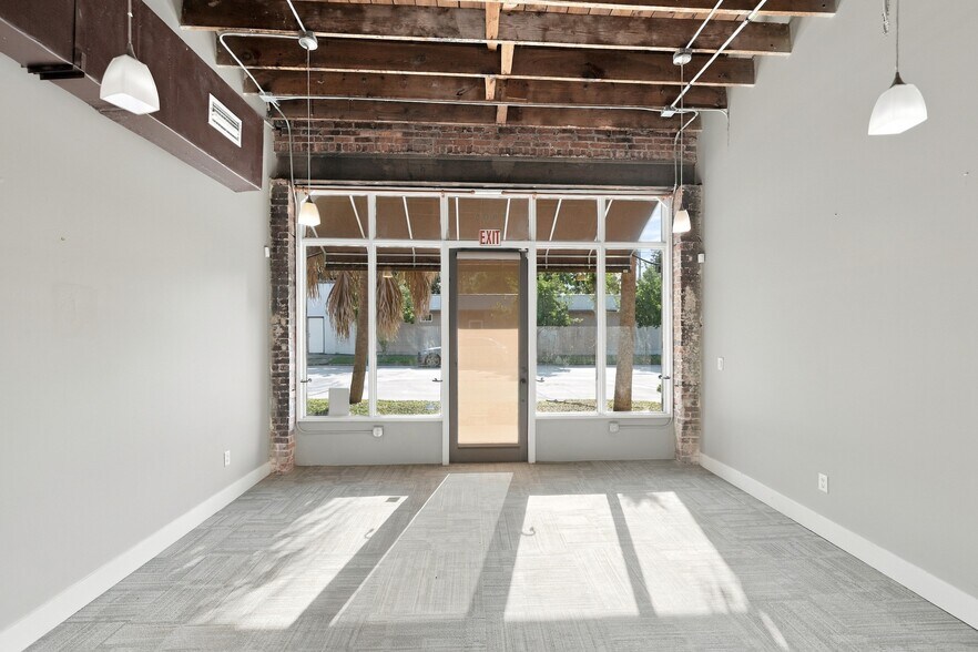 More Photos Of 1602-1608 Walnut St, Jacksonville Restaurant For Sale