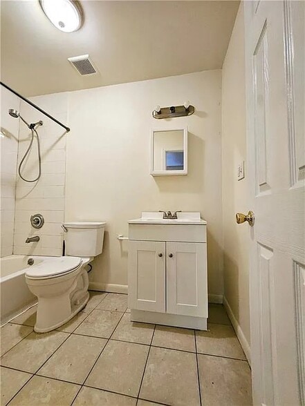 More Photos Of 70-72 Grove Ave, Staten Island Apartments For Sale