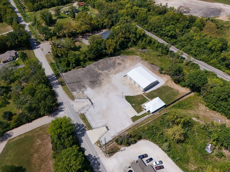 More Photos Of 1455 SE County Road AA, Blue Springs Warehouse For Sale