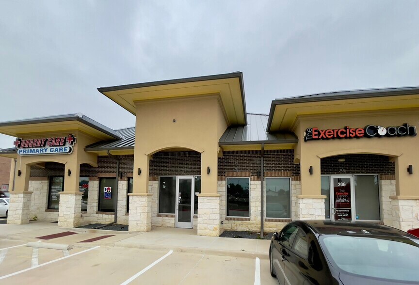 More Photos Of 25663 Smotherman Rd, Frisco Medical For Sale