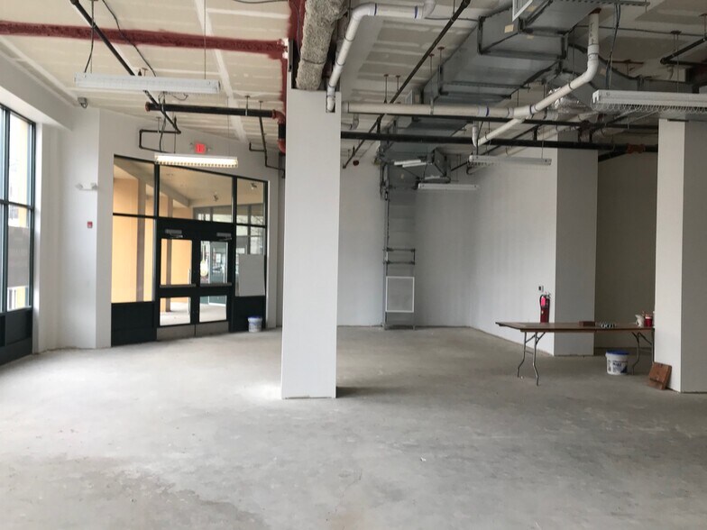 More Photos Of 110 E High St, Bellefonte Storefront For Lease