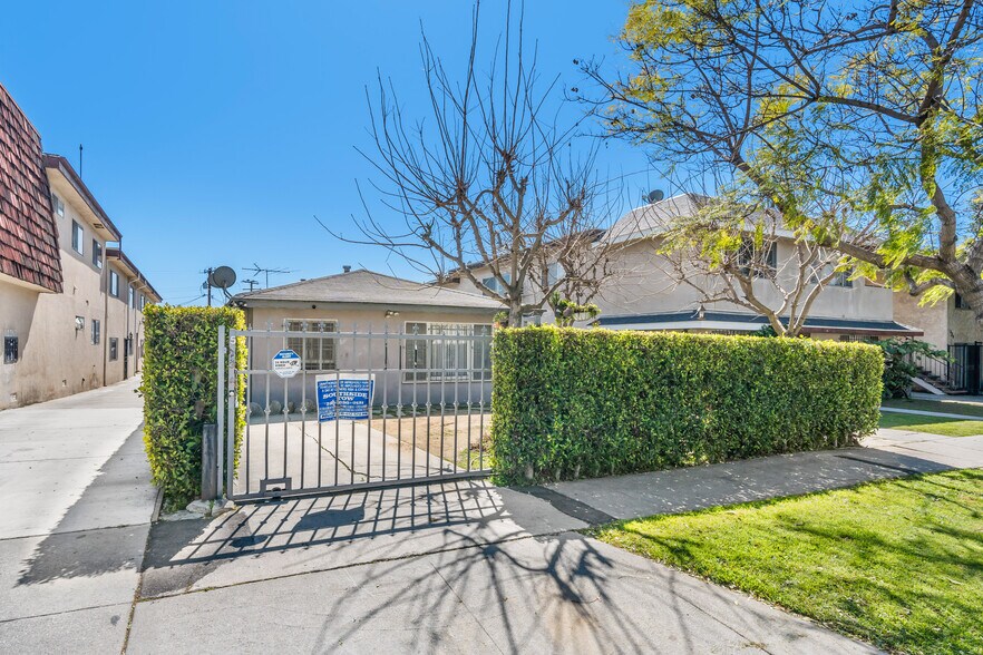 Primary Photo Of 534 Hyde Park Pl, Inglewood Apartments For Sale