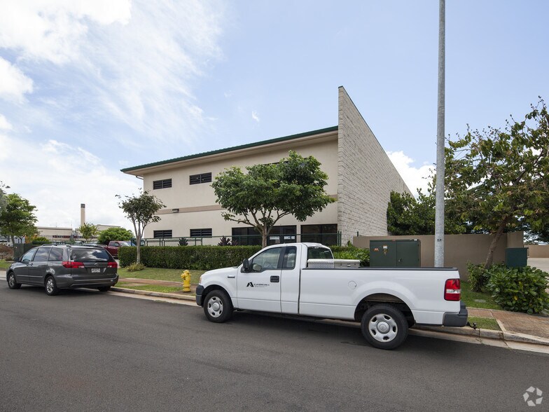 Primary Photo Of 94-423 Akoki St, Waipahu Warehouse For Lease