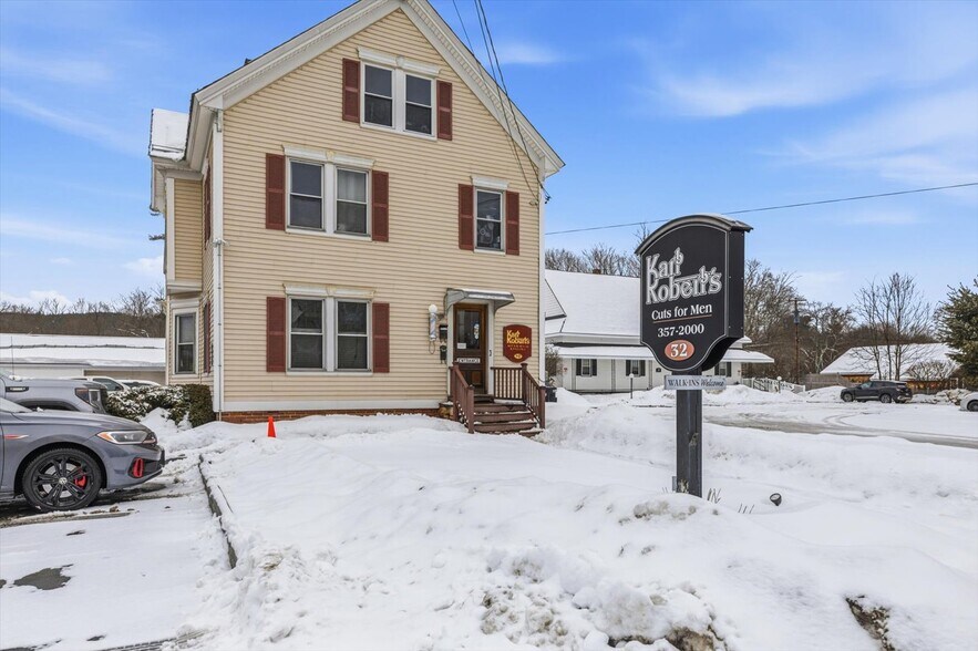 More Photos Of 32 Park Ave, Keene Office For Sale