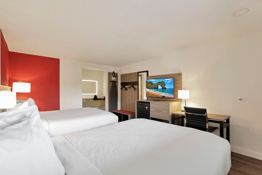 More Photos Of 22115 Brookpark Rd, Cleveland Hotel For Sale