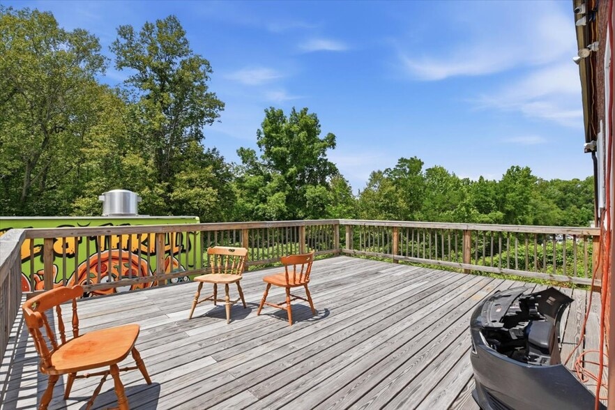 More Photos Of 6269 Caledon Rd, King George Auto Salvage Facility For Sale