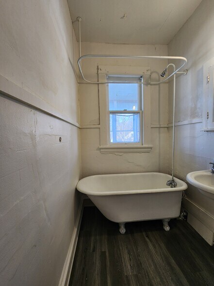 More Photos Of , Minneapolis Multifamily For Sale