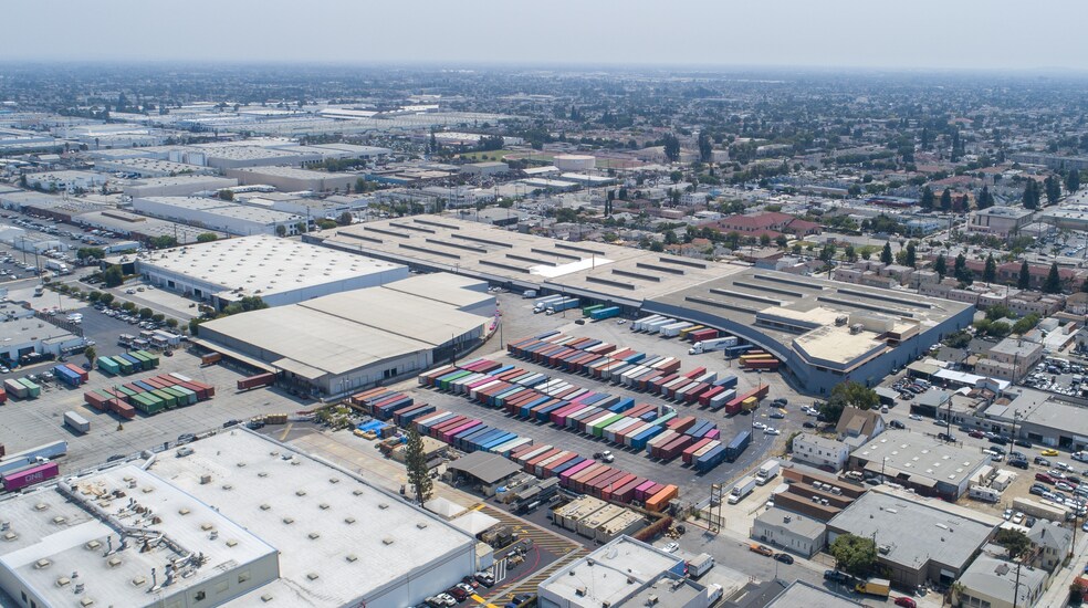 More Photos Of 5525 S Soto St, Vernon Warehouse For Lease