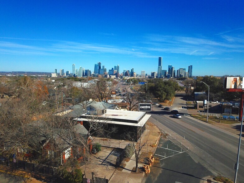 More Photos Of 2216 College Ave, Austin Office For Lease