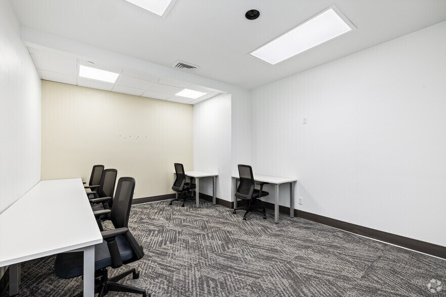 Photo of 1st Floor Ste Office for 4