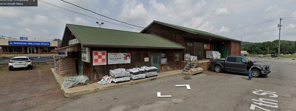 More Photos Of 700 Beaver Ave, Ellwood City Flex For Sale