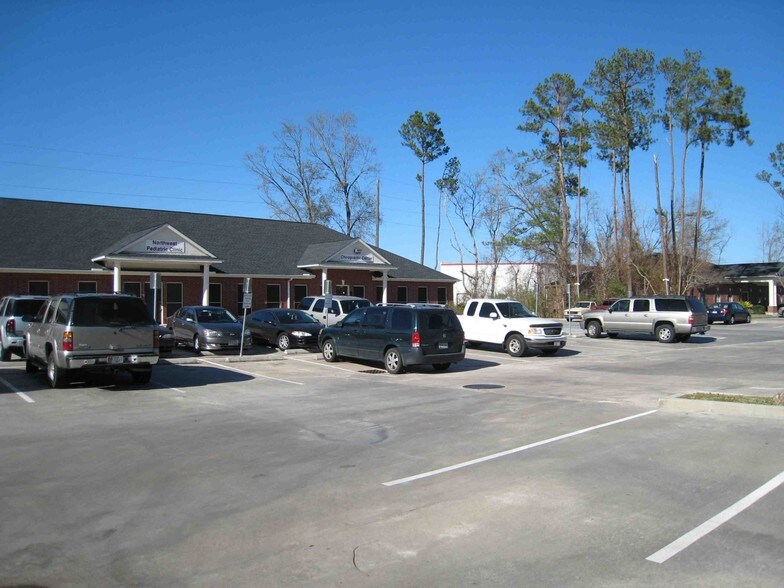 More Photos Of 4560 FM 1960 Rd W, Houston Medical For Lease