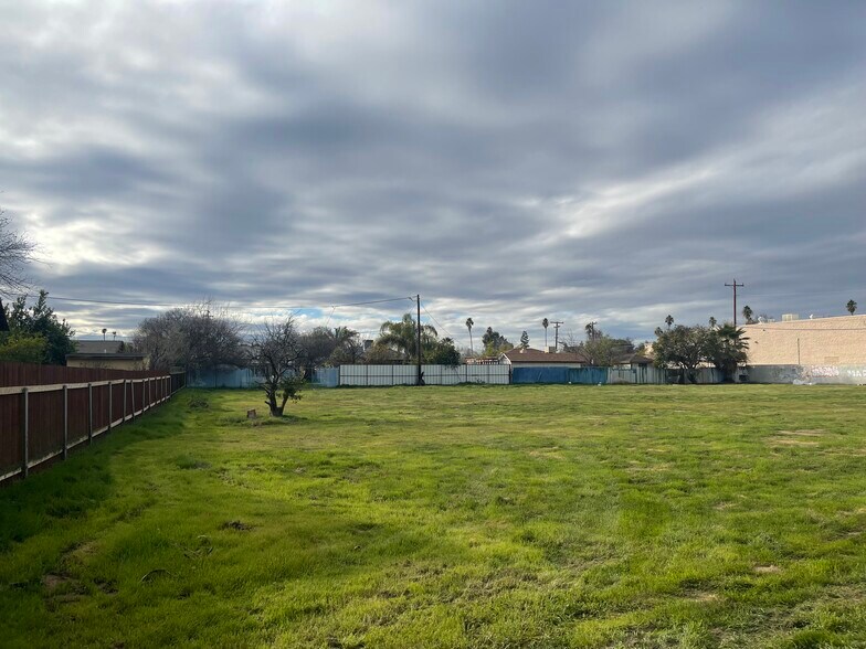 More Photos Of 1708 Hendricks ln, Bakersfield Land For Sale